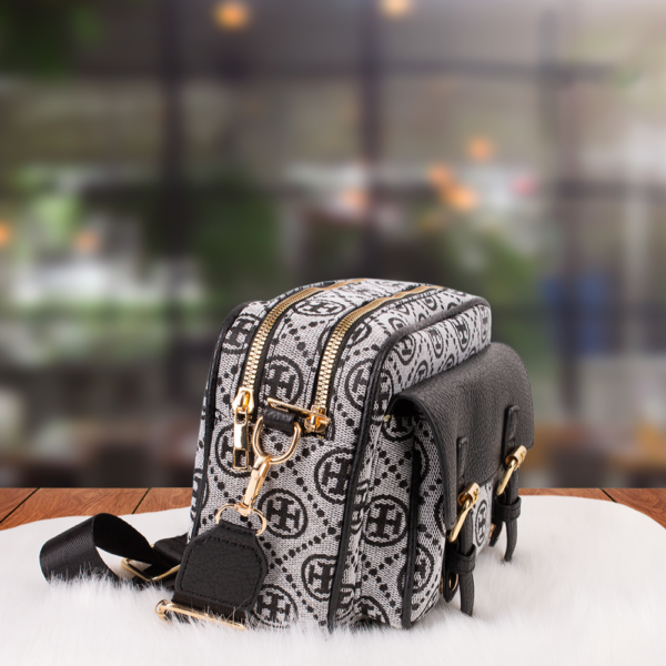 203 CF Double Zipper Crossbody Bag - Image 3